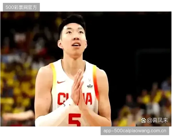 四川队新秀段睿骐表现超出预期，成为球队未来后场核心的有力竞争者。